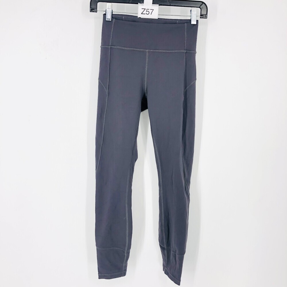 Lululemon Women's Black Nylon High Waist Side-Pocket Capri Yoga Leggings Size 4